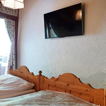 Bellevue.5 *