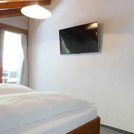 Bellevue.5 *